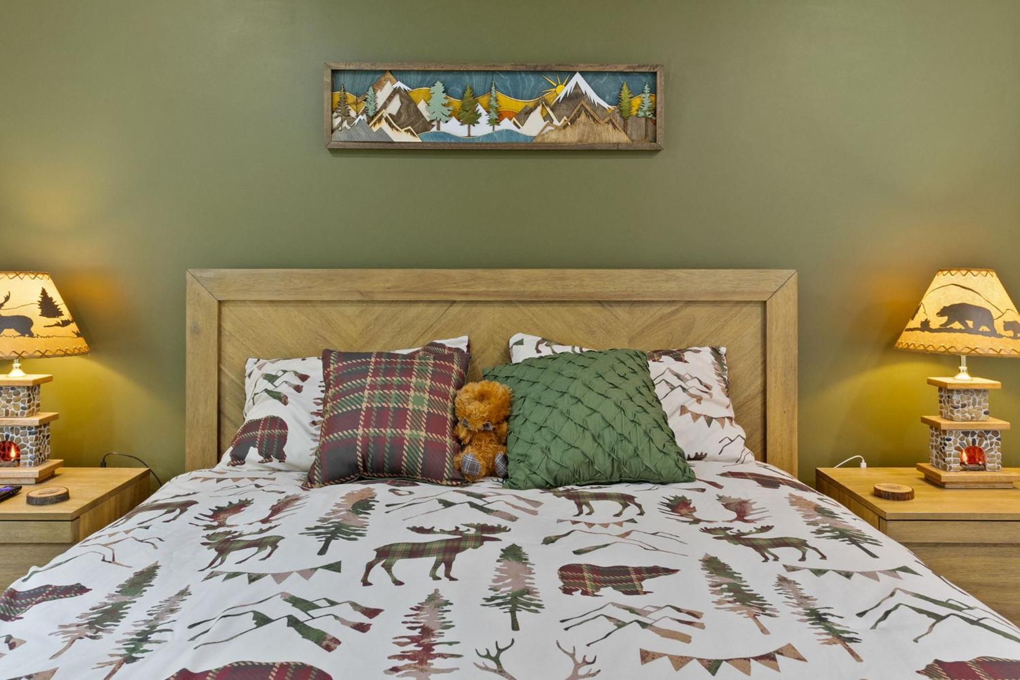 The Cozy Cubhouse Perfect Couples Getaway