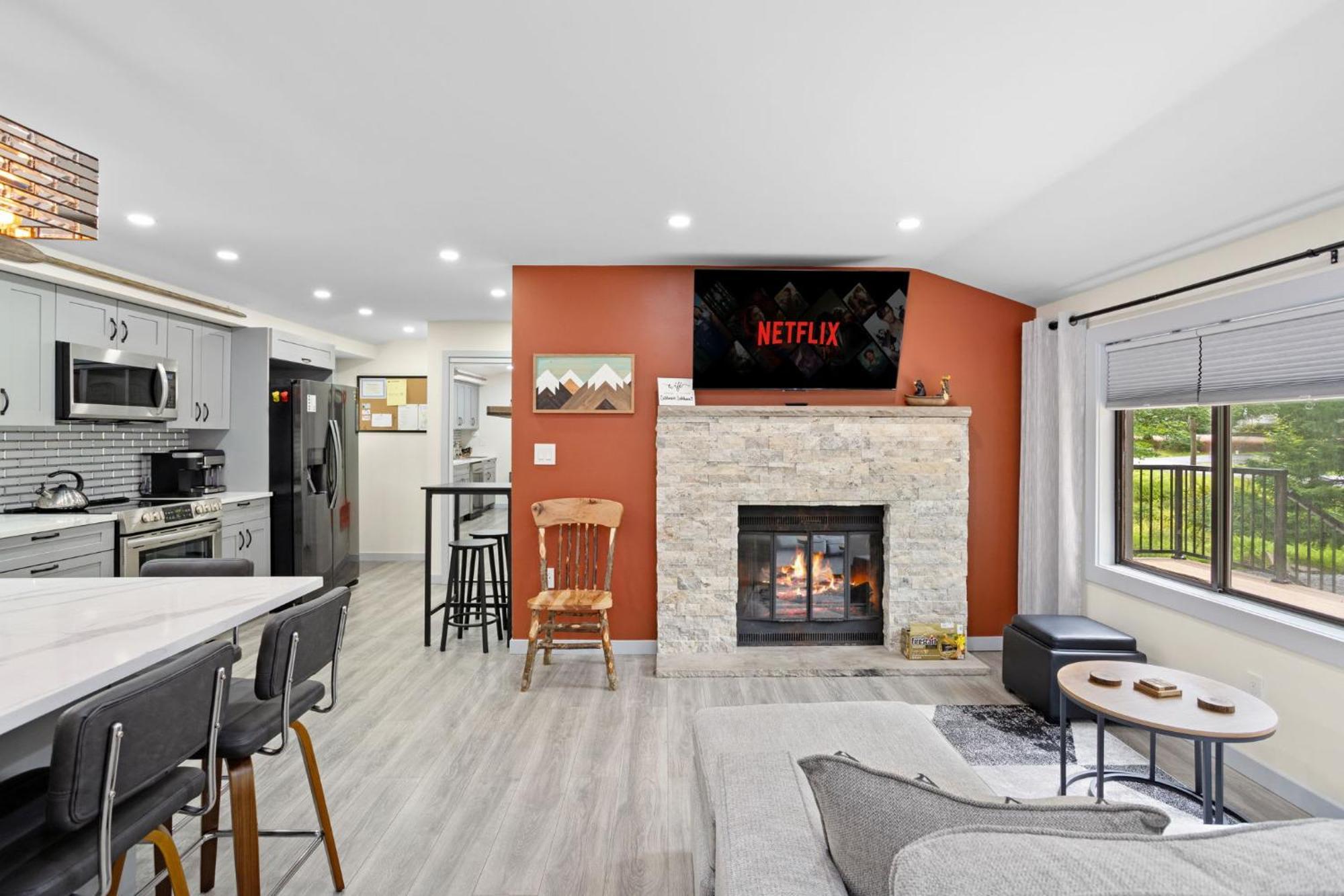 The Cozy Cubhouse Perfect Couples Getaway
